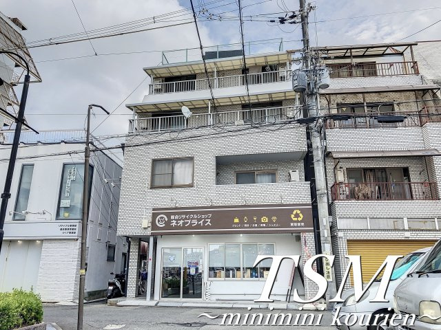 ノアールメゾン香里の外観