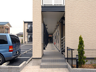 【エントランス】 | フォーブル２１A