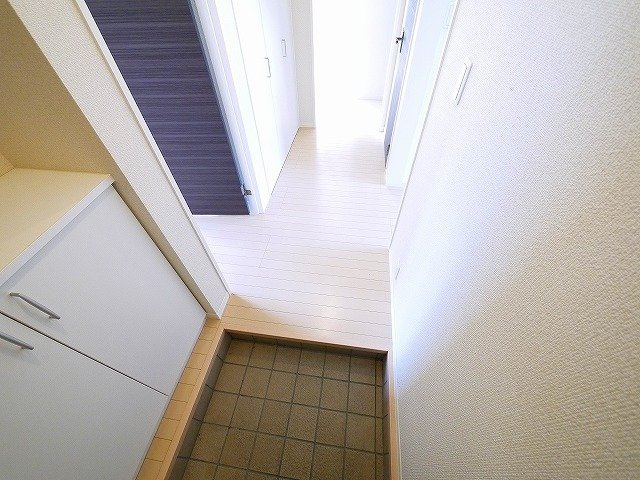 フェリシティーＥの玄関|シューズボックスで靴を整頓できます