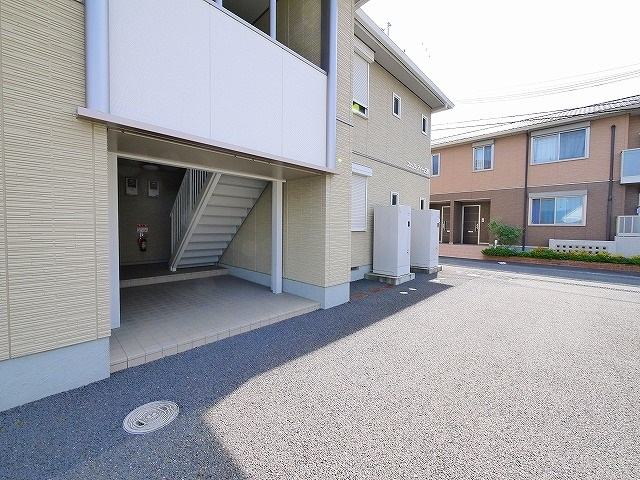 フェリシティーＥのその他共用部分|毎日通る共用通路です