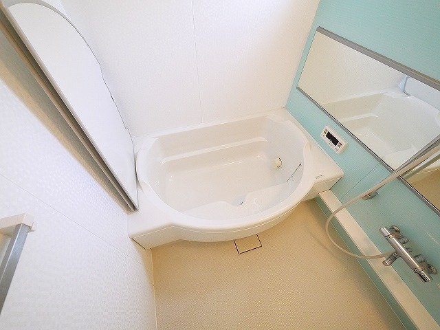 フェリシティーＥの浴室|ゆったりお風呂