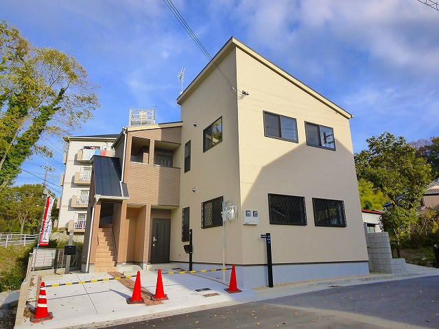 カーサ三碓の外観