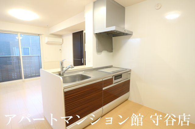 ラヴィラントさしまBのキッチン
