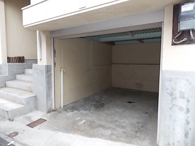 【外観パース】 | 山下町貸家 | シャッター付駐車場　山下町貸家