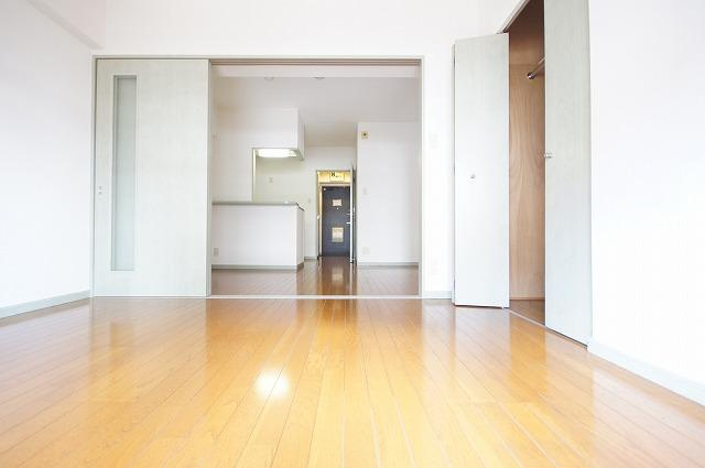 アヴァンセ那の川の居間・リビング|アヴァンセ那の川（1LDK）　リビング