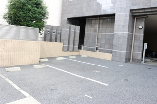 【駐車場】