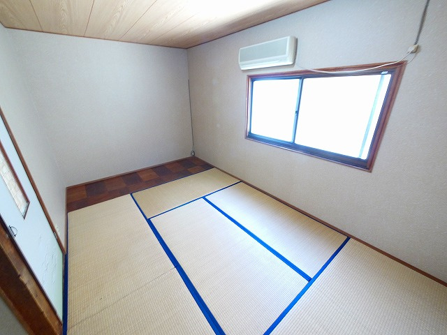 平和荘の和室