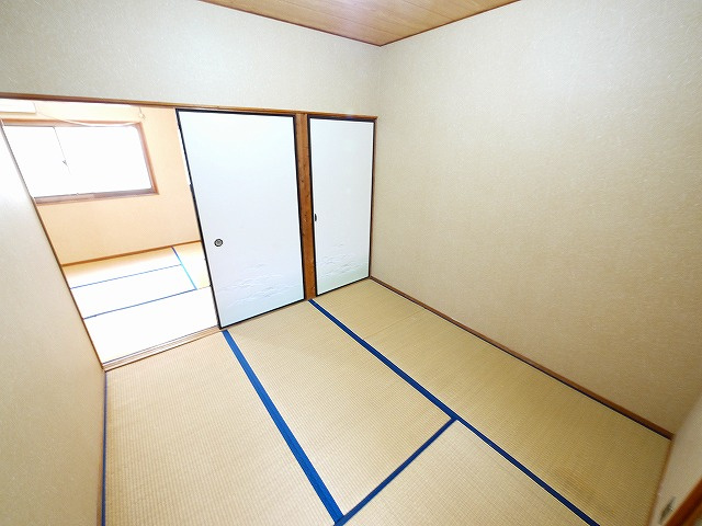 平和荘の和室