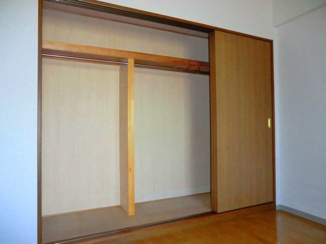 加島フラットの収納