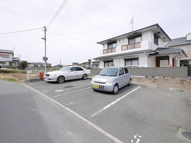 Paseoツインの駐車場