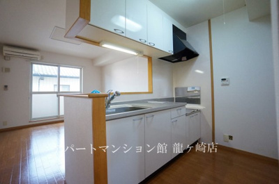 【キッチン】 | ルーチェ・デル・ソーレ