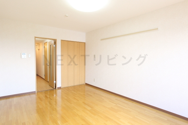 ＲＫ ＧＩＮＧＡの洋室