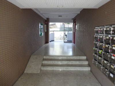 【エントランス】 | エミネンス北伊