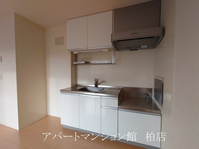 センターフィールドＢのキッチン