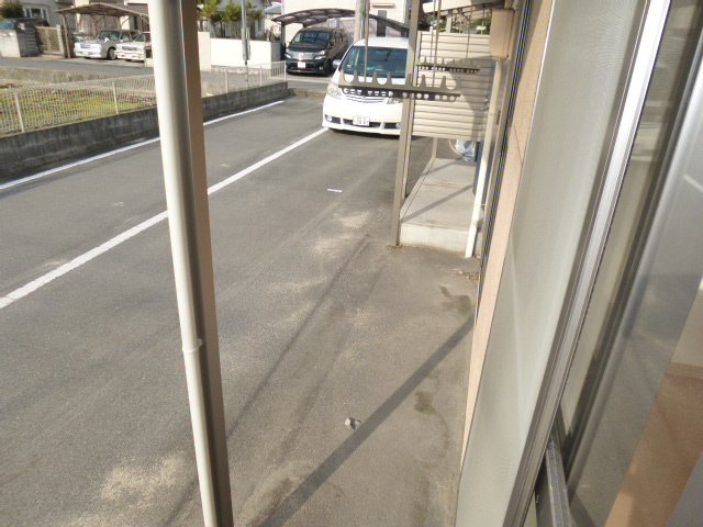 サンライズＡの駐車場