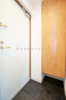 【玄関】 | ルナレガーロ