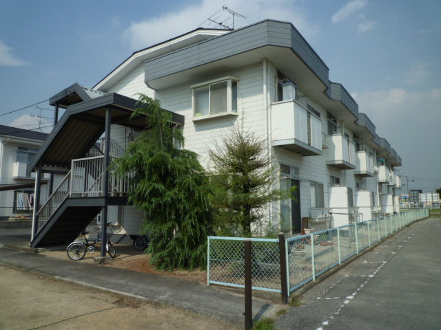 倉敷市酒津のアパートの外観