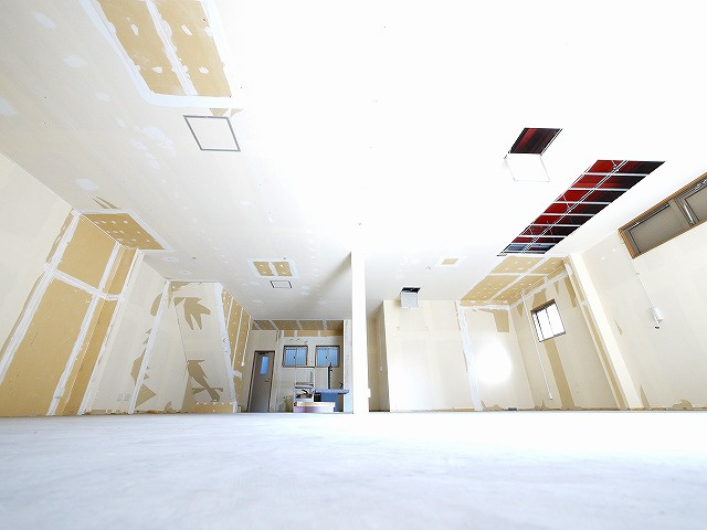 浦西ビルの内装