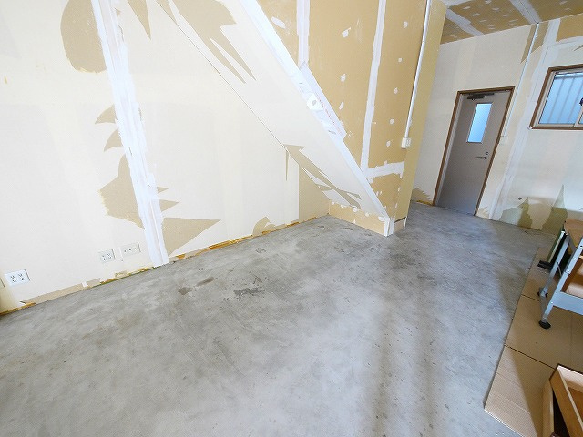 浦西ビルの内装