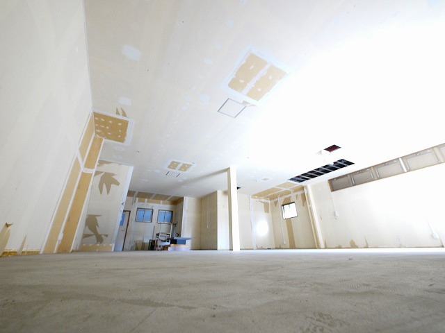 浦西ビルの内装