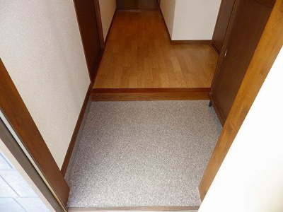 【玄関】 | サープラス石塚Ｂ