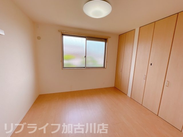 シャーメゾン新野辺の洋室|写真は202　左右反転タイプ