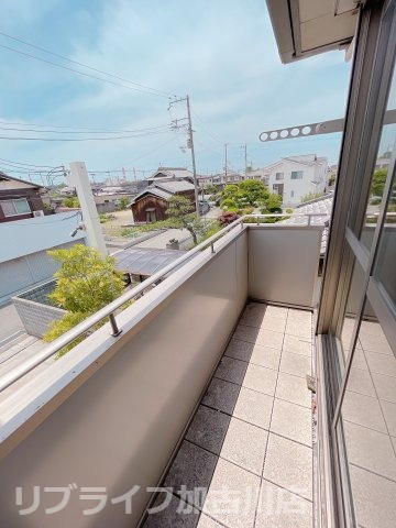 シャーメゾン新野辺のバルコニー|写真は202　左右反転タイプ