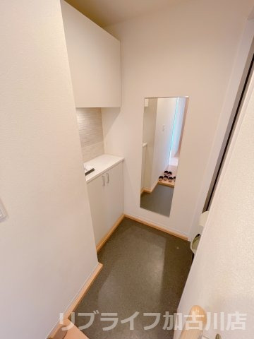 シャーメゾン新野辺の玄関|写真は202　左右反転タイプ