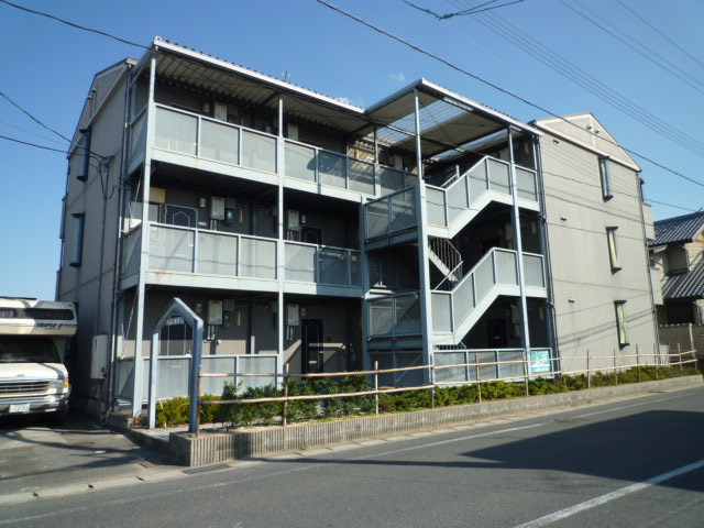 倉敷市水江のアパートの外観