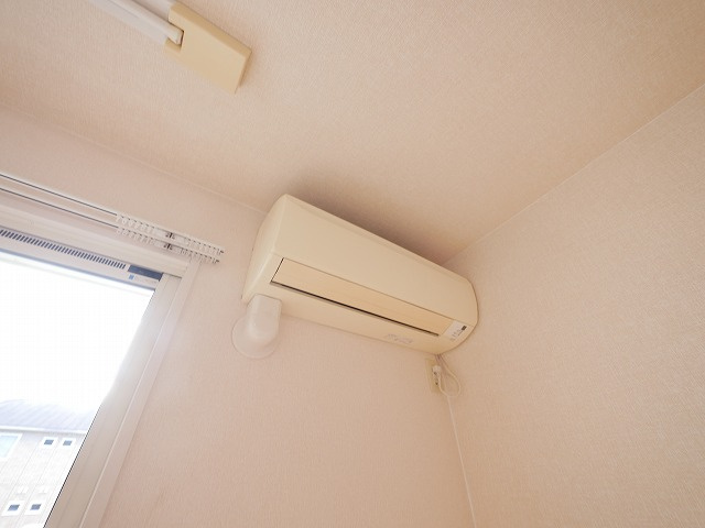 リビングタウン新大宮　Ｂ棟の設備|エアコンです
