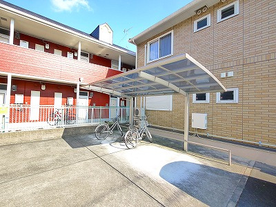リビングタウン新大宮　Ｂ棟のその他共用部分|自転車置き場です