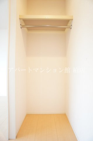 プラシデスＢ棟の収納