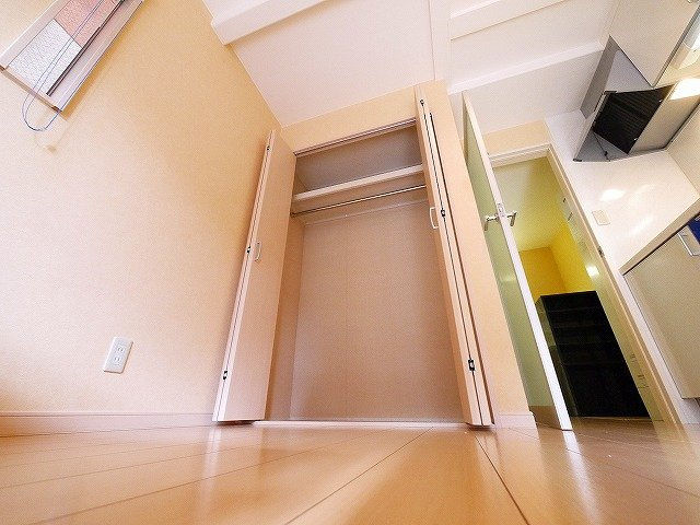 プレジール（西大寺小坊町）の収納|大きなものも収納できそうです