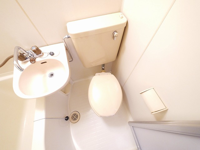 神殿マンション3号棟のトイレ|シンプルで使いやすいトイレです