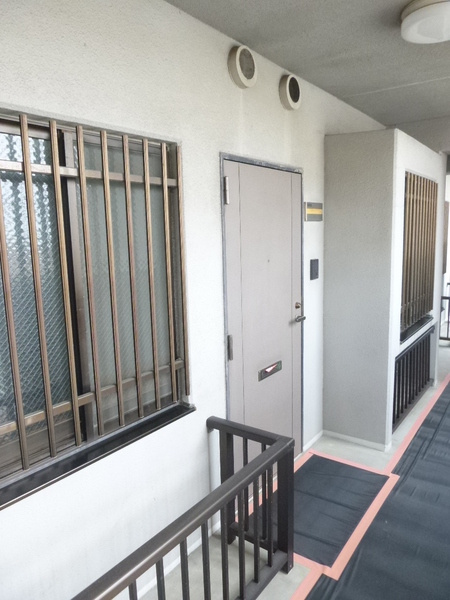 エンブレイス姫路市役所南の玄関