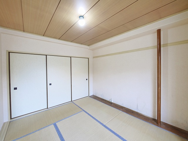 奈良ガーデンハイツの和室|柔らかい畳が心地よい和室