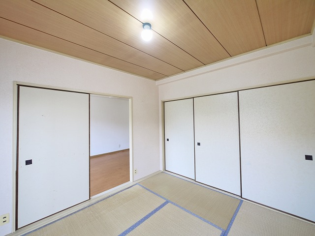 奈良ガーデンハイツの寝室|ゆとりの広さです