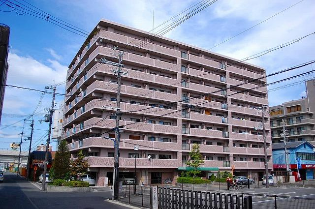 ディアステージ奈良三条の外観