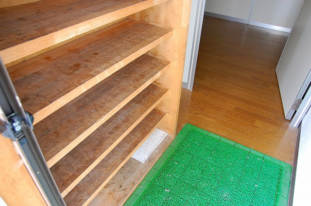 谷村店舗の内装