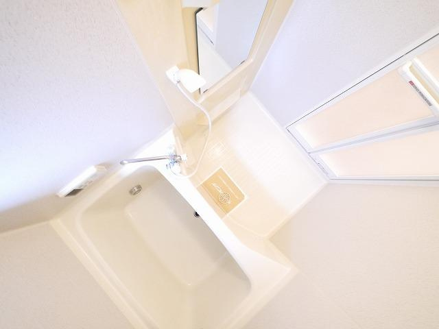 エスポワール（西九条町）の浴室|きれいなお風呂です