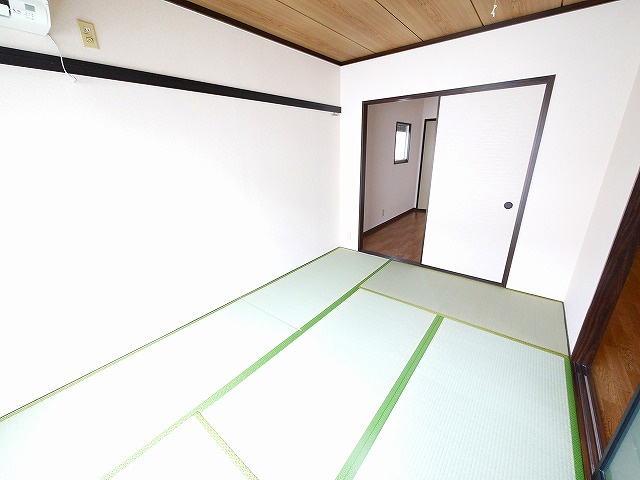 ホームズ飛鳥の和室|落ち着いた雰囲気の和室付きです