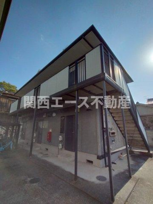 【エントランス】 | RHYTHM新石切B棟