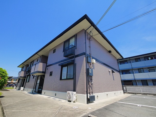 エスポワール アネックスの外観|キレイな外観です。