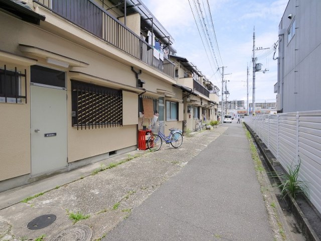 大西道子貸家のその他共用部分|毎日通る共用部分です