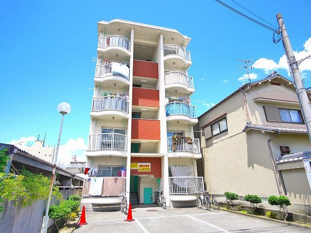 北京終岡田マンションⅡの外観|キレイな外観です。