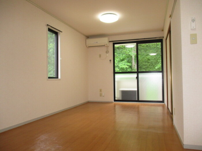 セジュール茂原公園Aの居間・リビング
