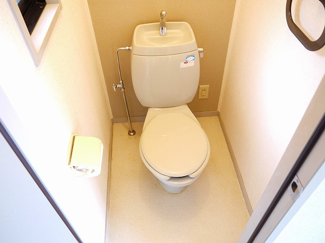 パナメゾン弐番館のトイレ|清潔感のあるトイレです