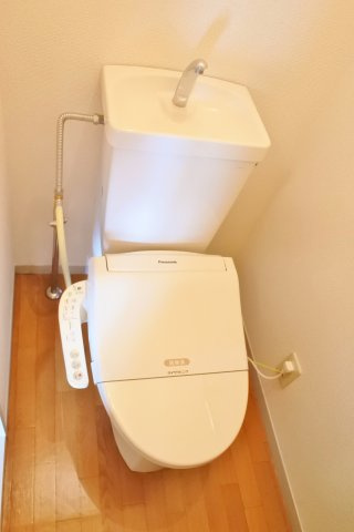 プレミール東郷Bのトイレ