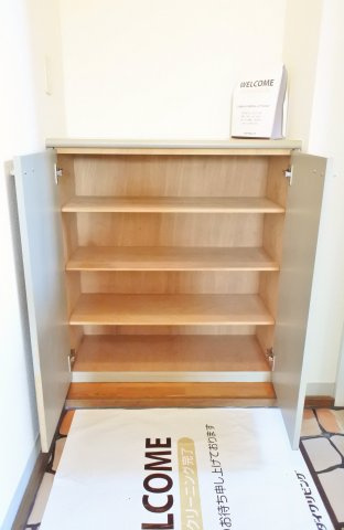 プレミール東郷Bの収納
