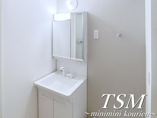 枚方光善寺スカイハイツの独立洗面台